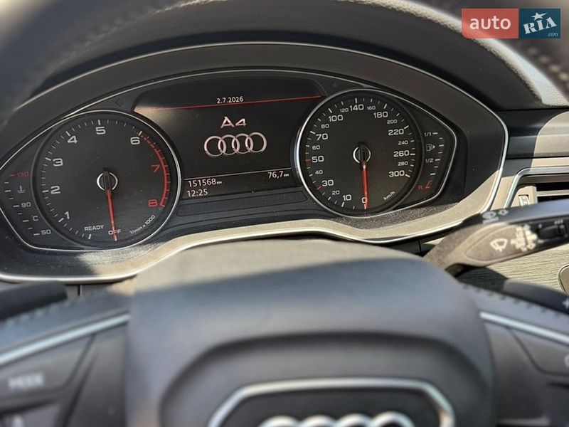 Седан Audi A4 2016 в Киеве