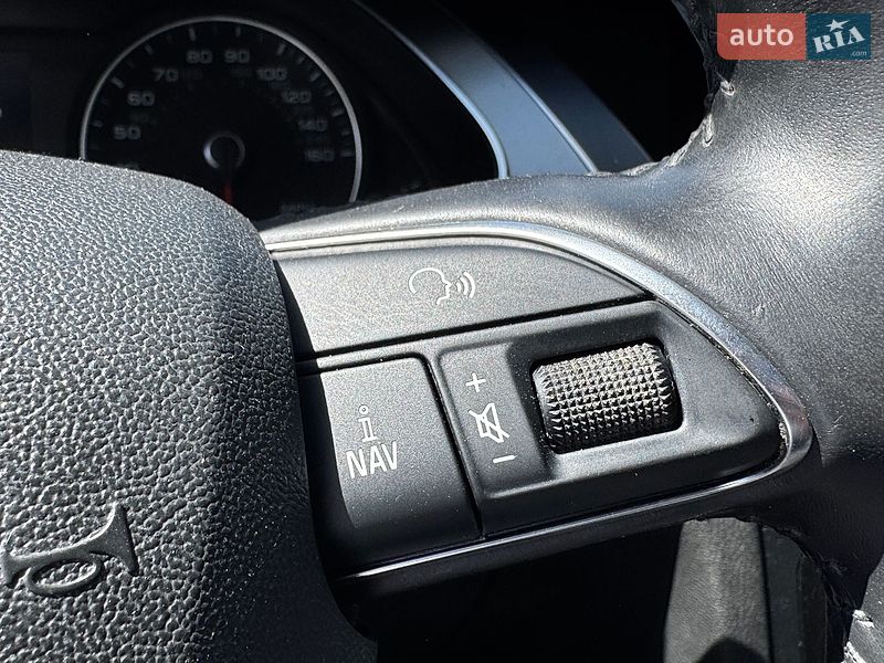 Седан Audi A4 2014 в Луцке