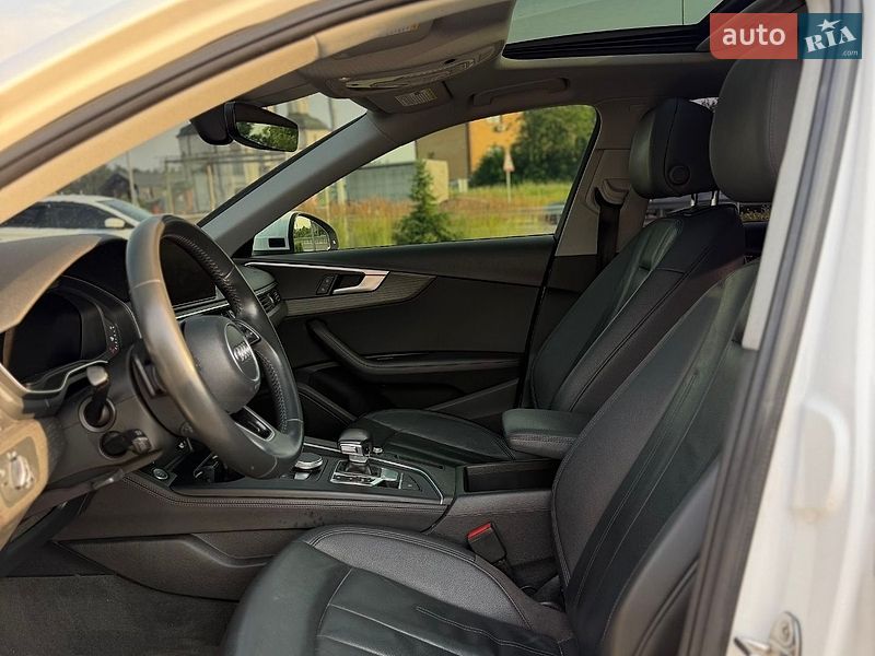 Седан Audi A4 2019 в Куликовке