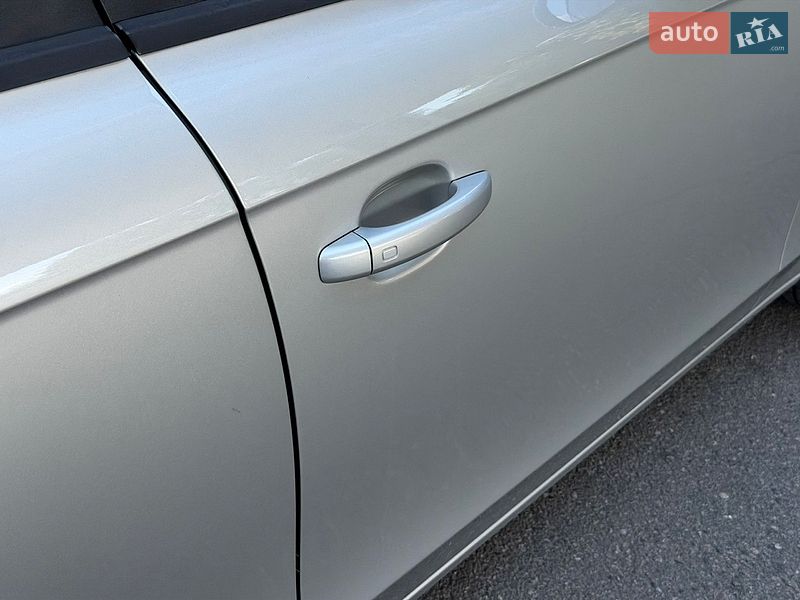 Седан Audi A4 2013 в Дніпрі