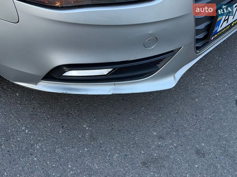 Седан Audi A4 2013 в Дніпрі