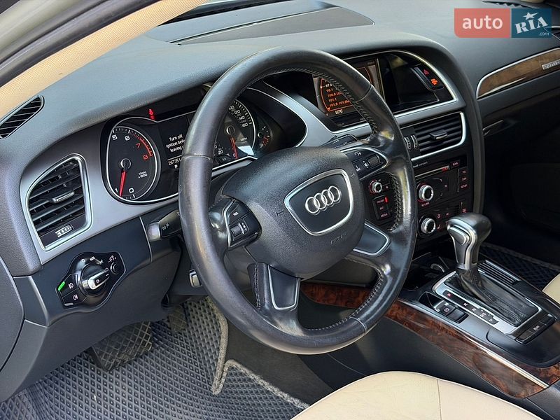 Седан Audi A4 2013 в Дніпрі