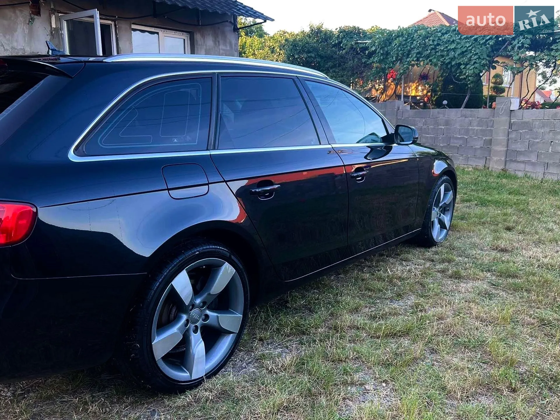 2012 Audi A4 - мініатюра 3