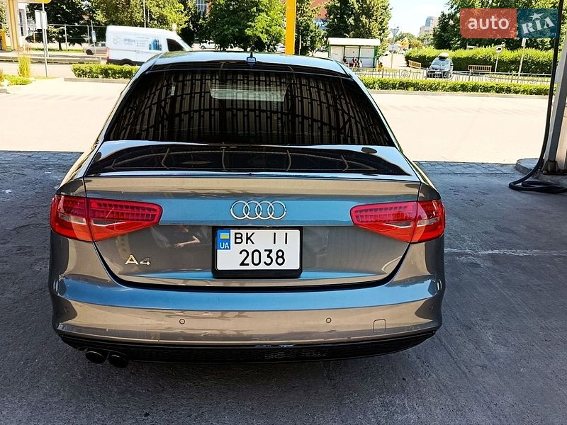 Седан Audi A4 2014 в Броварах