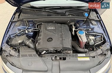 Седан Audi A4 2014 в Львове
