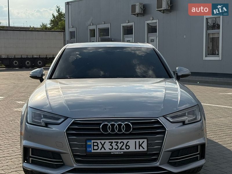 Седан Audi A4 2018 в Хмельницком