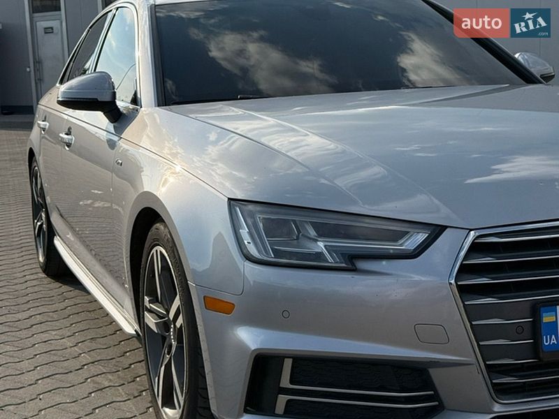 Седан Audi A4 2018 в Хмельницком