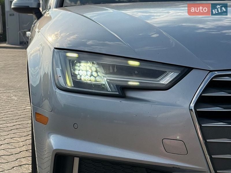 Седан Audi A4 2018 в Хмельницком