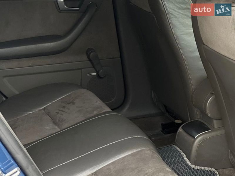 Седан Audi A4 2004 в Ивано-Франковске