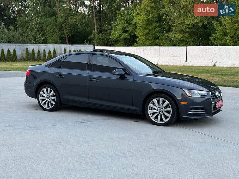 Седан Audi A4 2017 в Луцьку