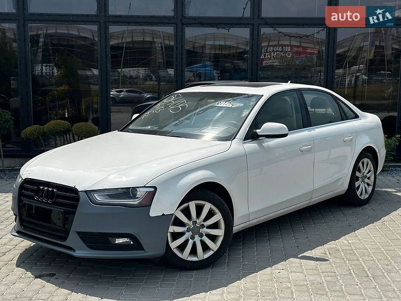 Седан Audi A4 2013 в Львові