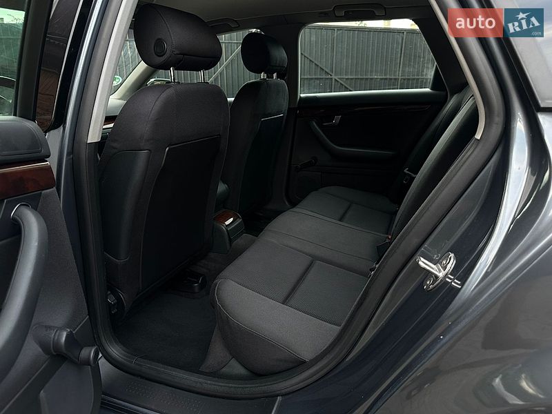 Універсал Audi A4 2004 в Сарнах