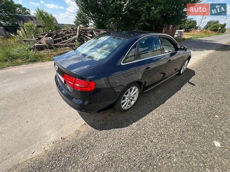Седан Audi A4 2015 в Луцьку