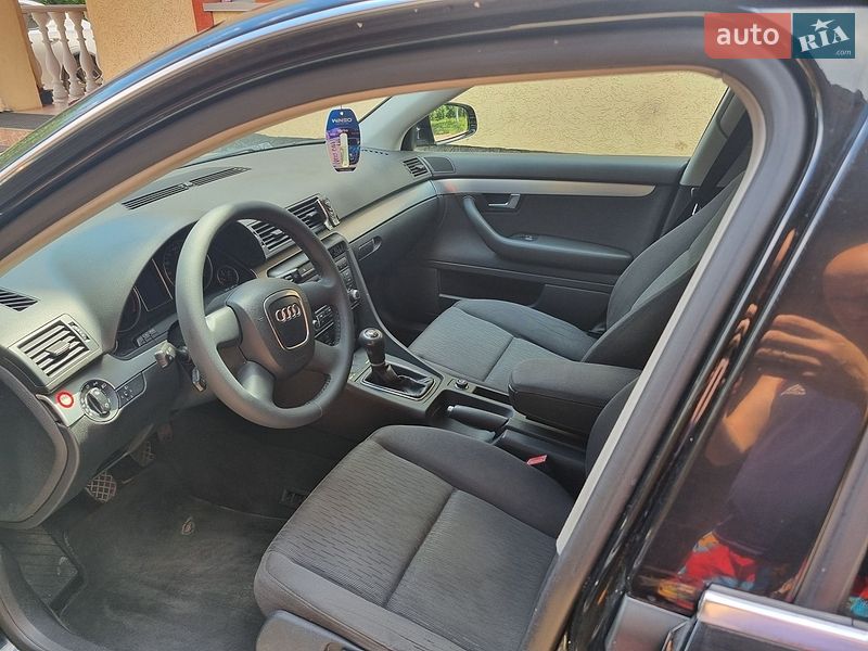 Седан Audi A4 2006 в Ківерцях