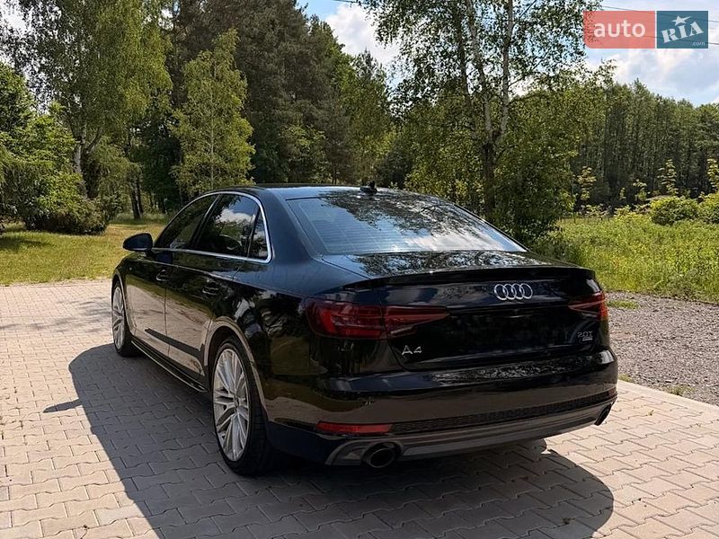 Седан Audi A4 2017 в Хмельницькому