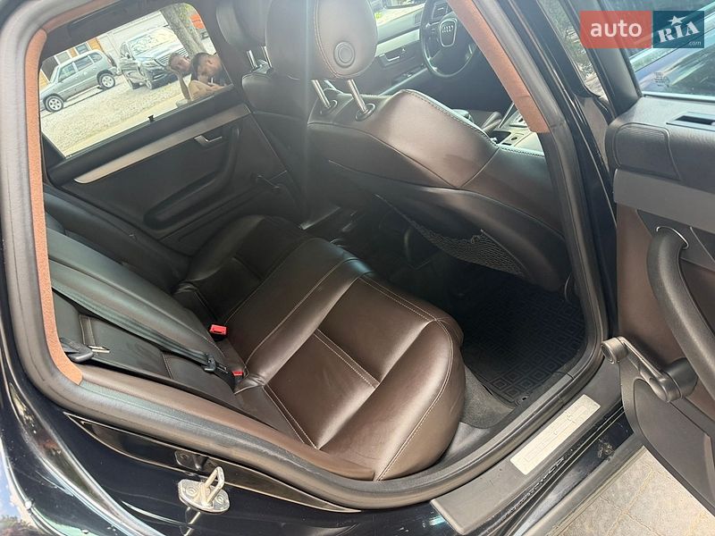 Універсал Audi A4 2005 в Рівному