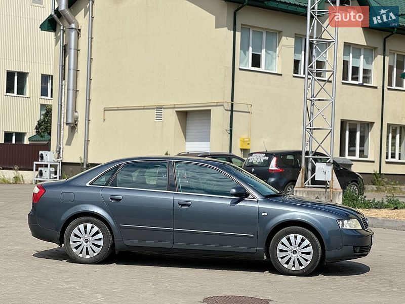 Седан Audi A4 2000 в Луцке