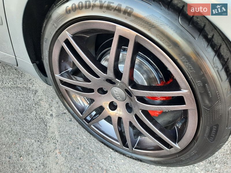 Универсал Audi A4 2006 в Полтаве
