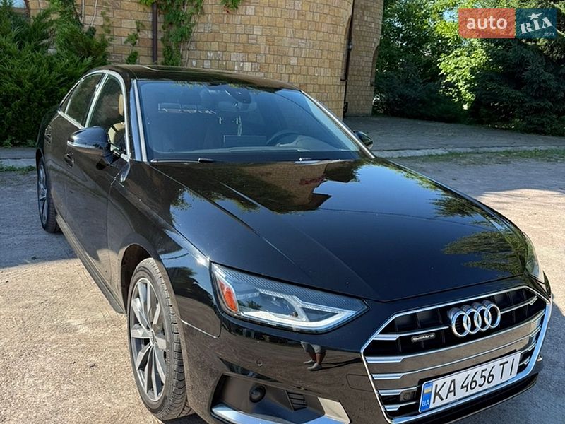 Седан Audi A4 2021 в Киеве