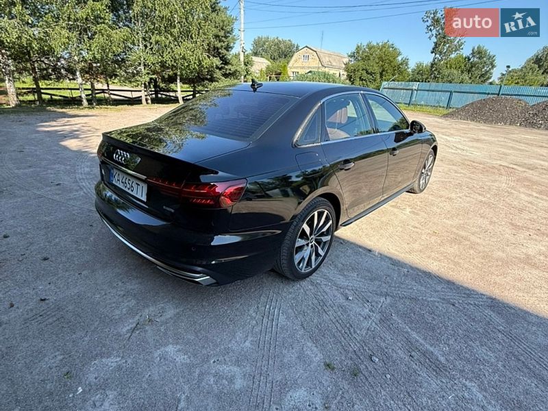 Седан Audi A4 2021 в Києві