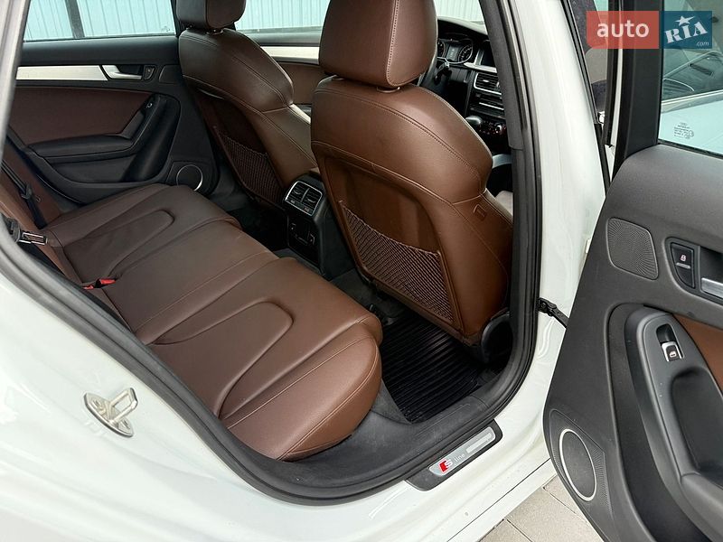 Седан Audi A4 2015 в Тернополе