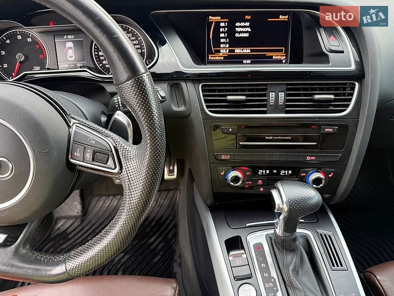 Седан Audi A4 2015 в Тернополе
