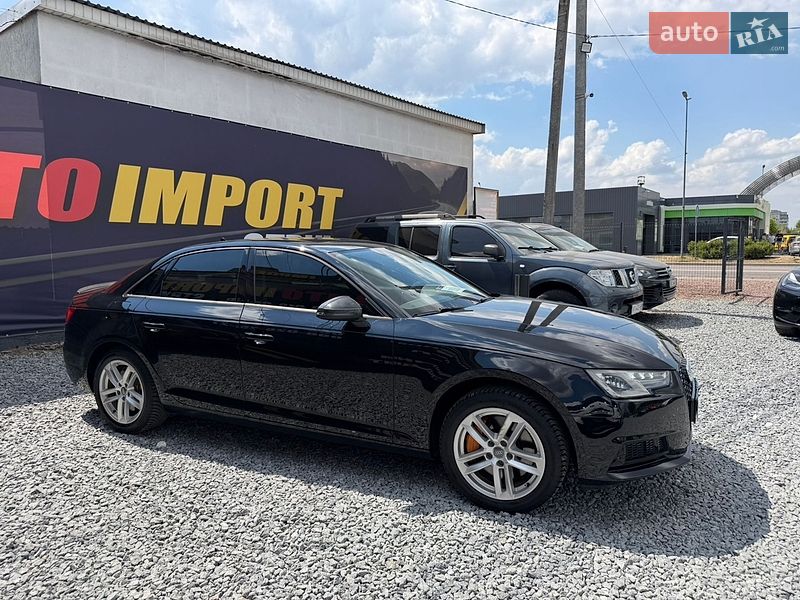 Седан Audi A4 2016 в Стрые