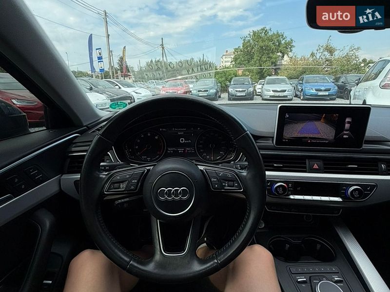 Седан Audi A4 2016 в Стрые