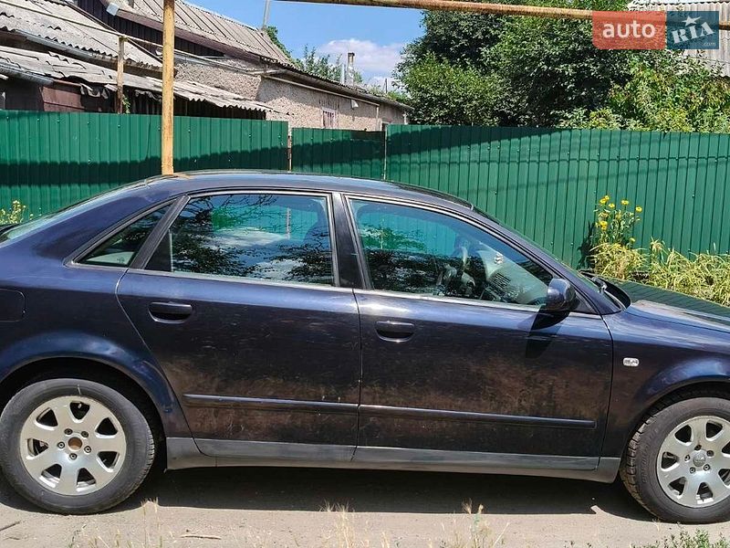 Седан Audi A4 2001 в Запорожье