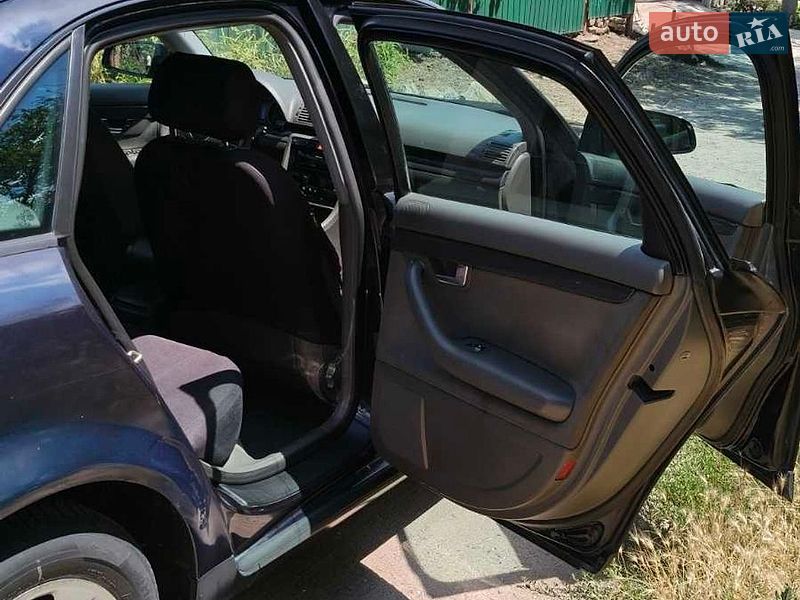 Седан Audi A4 2001 в Запорожье