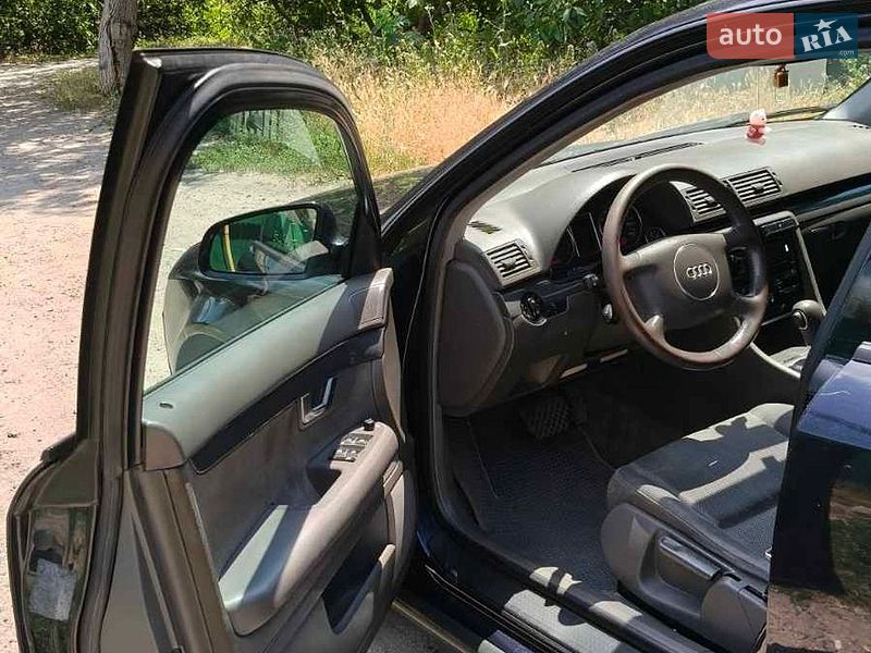 Седан Audi A4 2001 в Запорожье