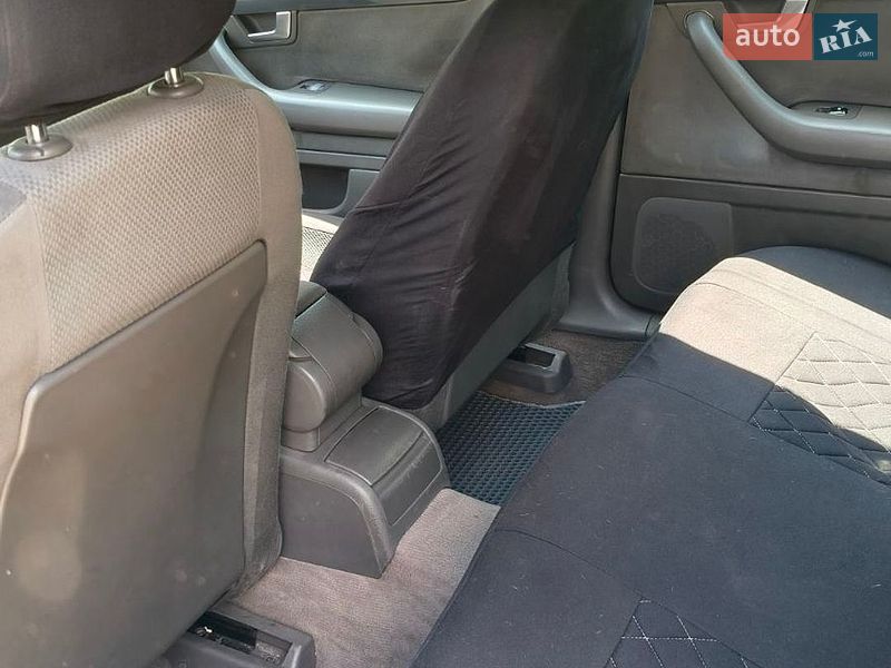 Седан Audi A4 2001 в Запоріжжі