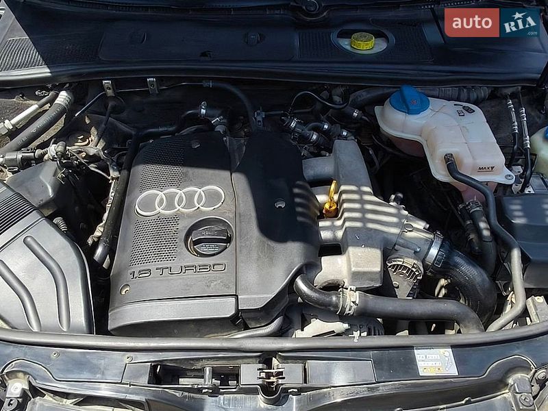 Седан Audi A4 2001 в Запорожье