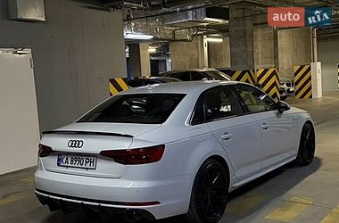 Седан Audi A4 2016 в Киеве