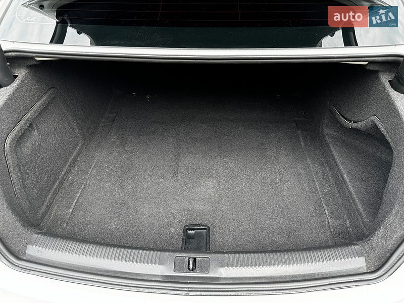 Седан Audi A4 2008 в Харкові