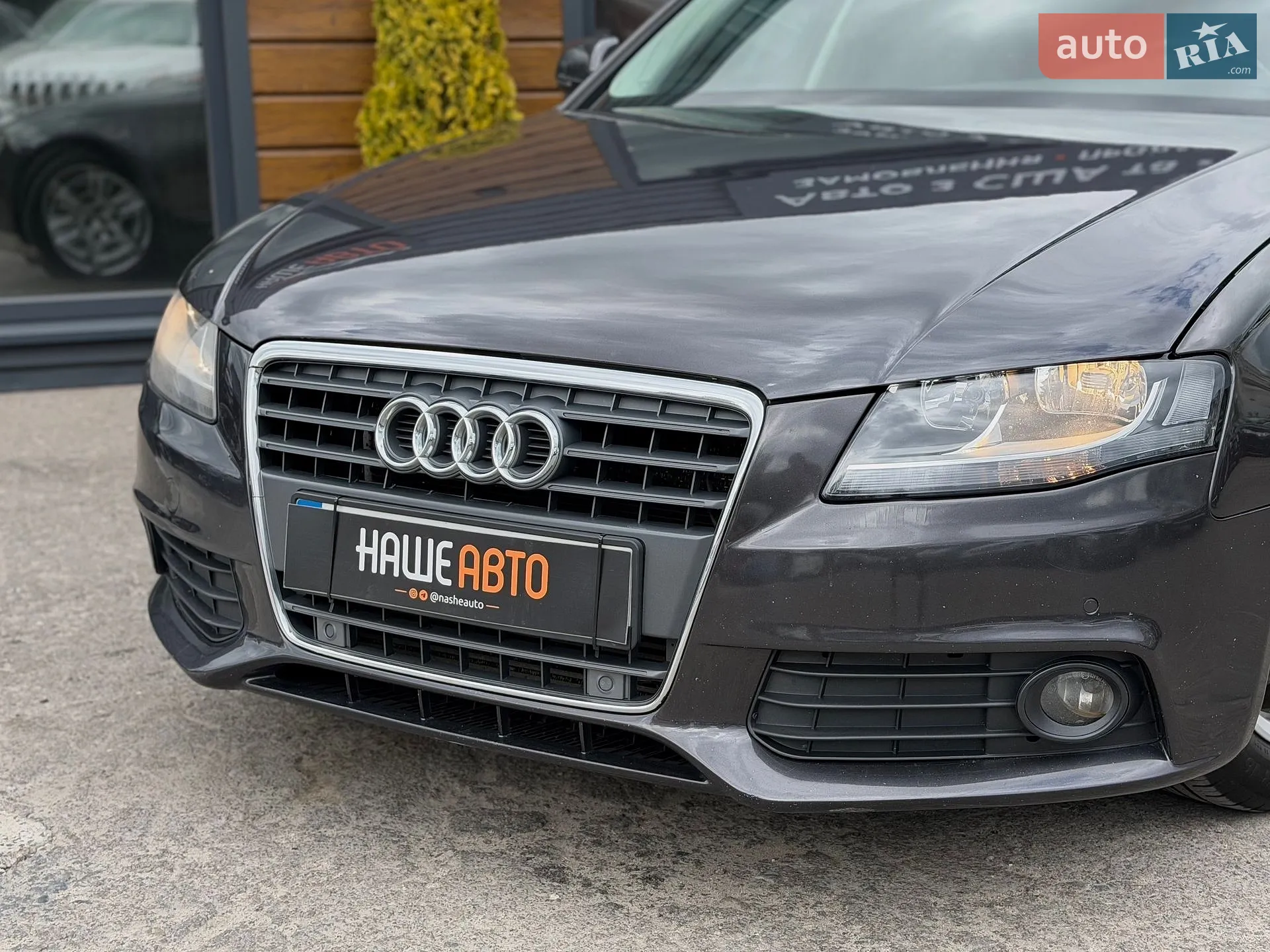 2010 Audi A4 - мініатюра 5