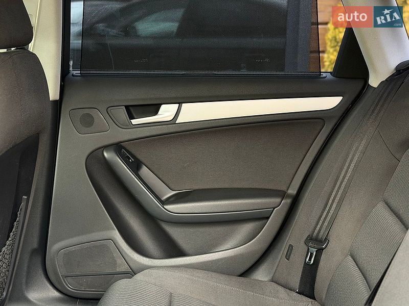 Седан Audi A4 2010 в Шептицькому