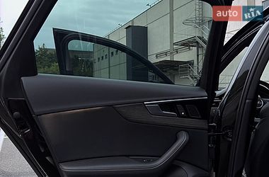 Седан Audi A4 2020 в Киеве