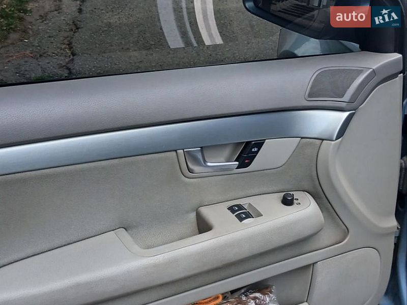 Универсал Audi A4 2005 в Синельниково