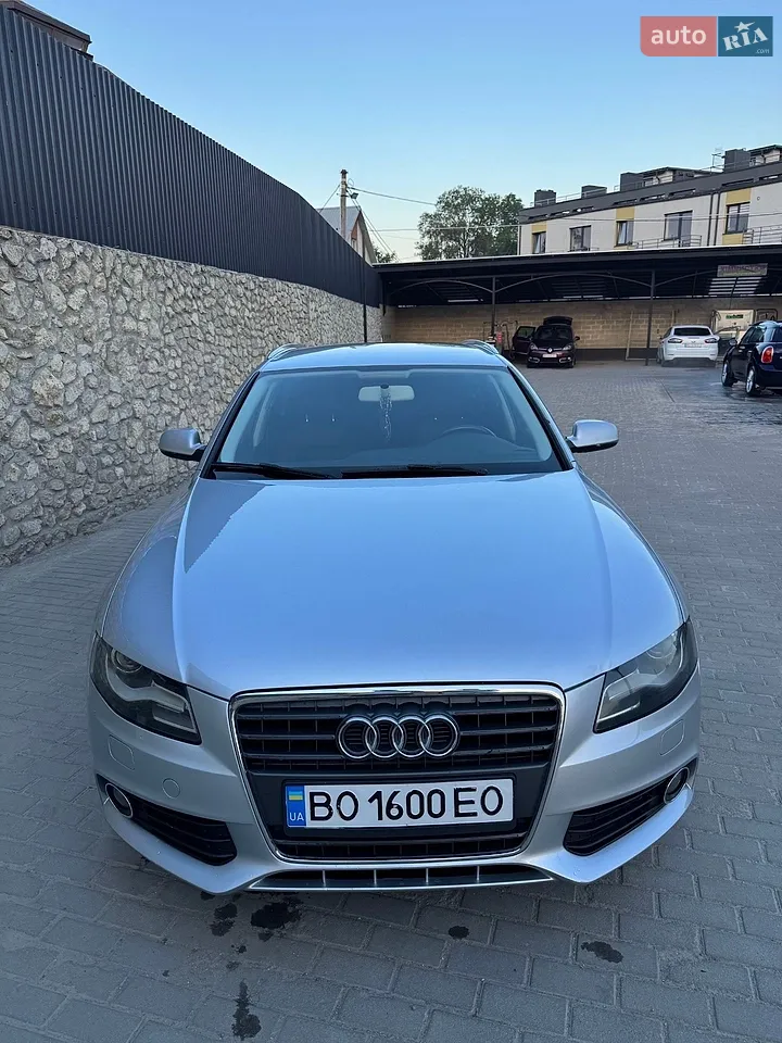 2010 Audi A4 - мініатюра 13