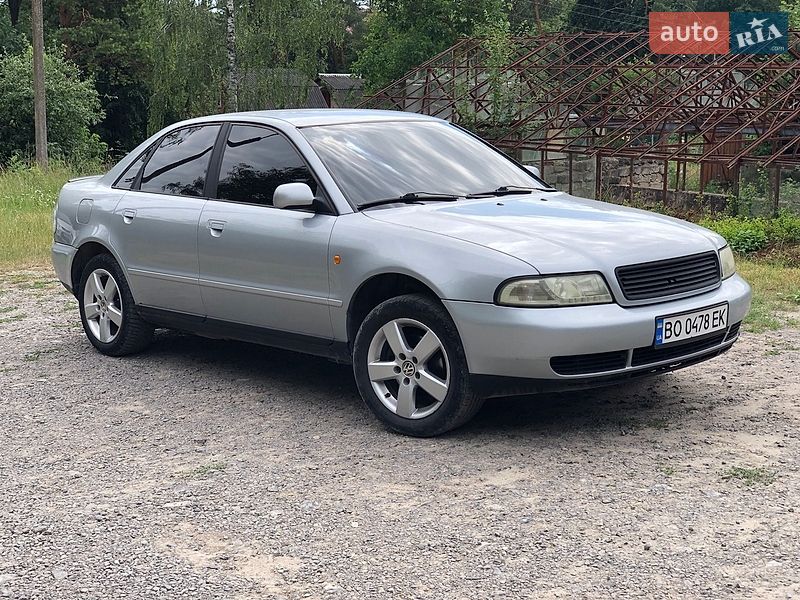 Седан Audi A4 1998 в Тернополе