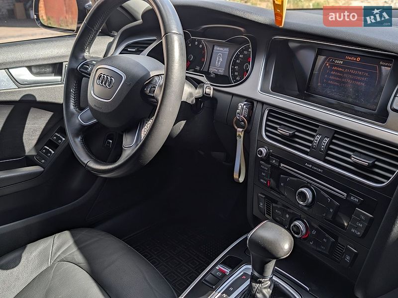 Седан Audi A4 2013 в Тернополе