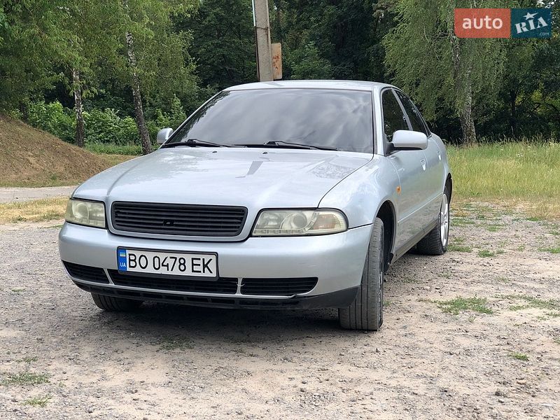 Седан Audi A4 1998 в Тернополе