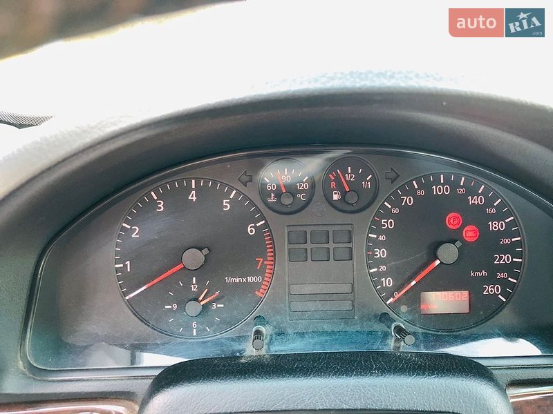 Седан Audi A4 1998 в Тернополе