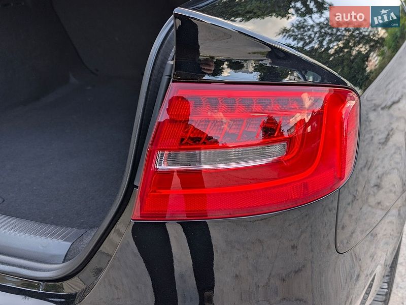 Седан Audi A4 2013 в Тернополе