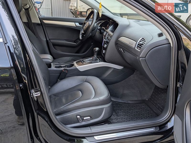 Седан Audi A4 2013 в Тернополе