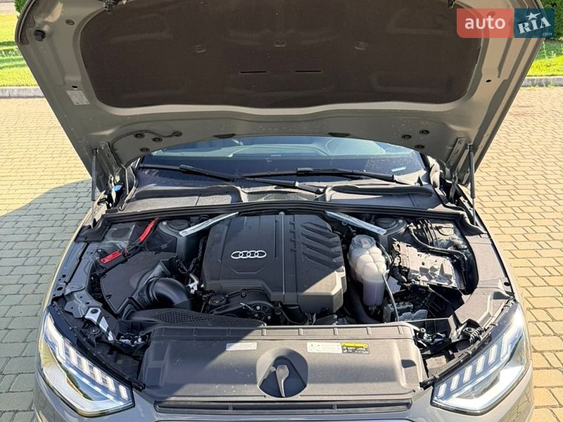 Седан Audi A4 2023 в Одессе