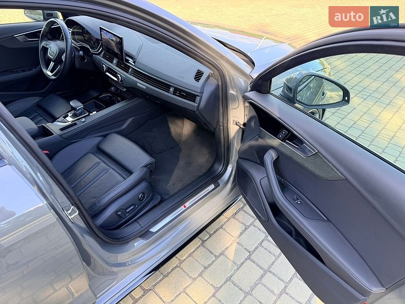 Седан Audi A4 2023 в Одессе