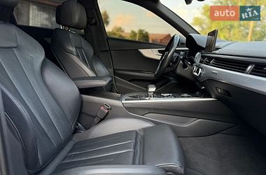 Седан Audi A4 2018 в Кривом Роге