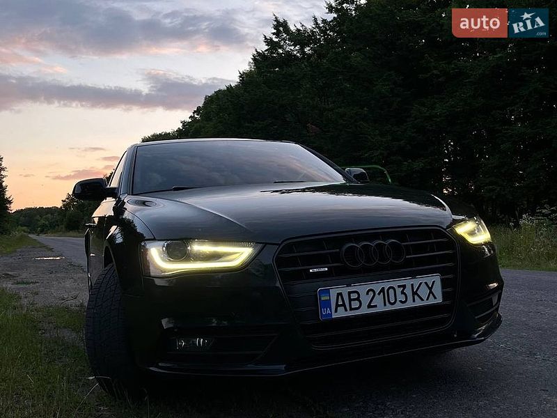 Седан Audi A4 2012 в Гайсине
